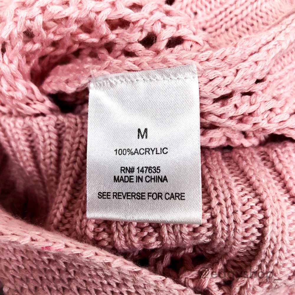 Romeo + Juliet Couture | Cold Shoulder Sweater - Picture 5 of 8